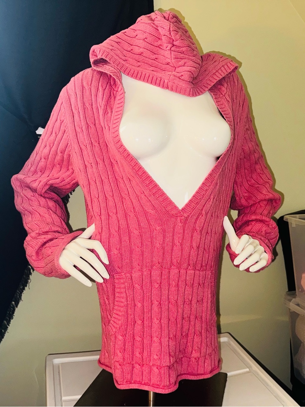 👑 100% Cotton Size Large OversizefPierre New York Pink Hooded V‑Neck Sweater